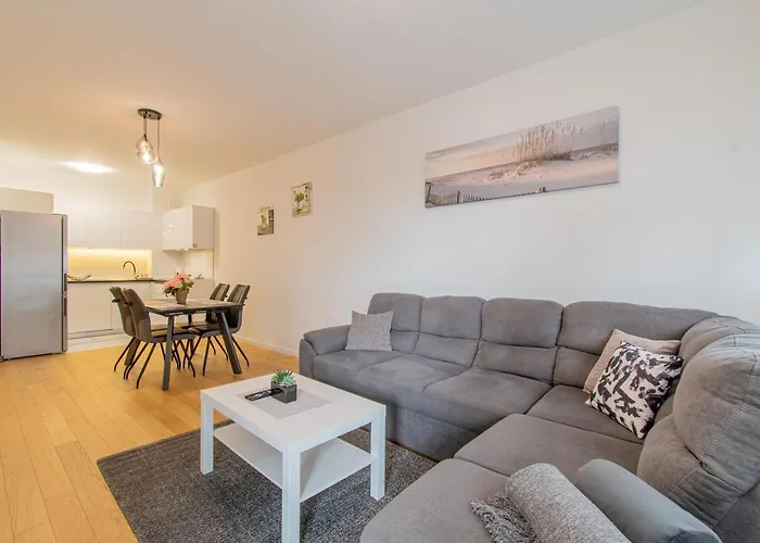 Flexible Selfcheckins 42 - Zagreb - Luxury - Garage Parking - Loggia - Brand New