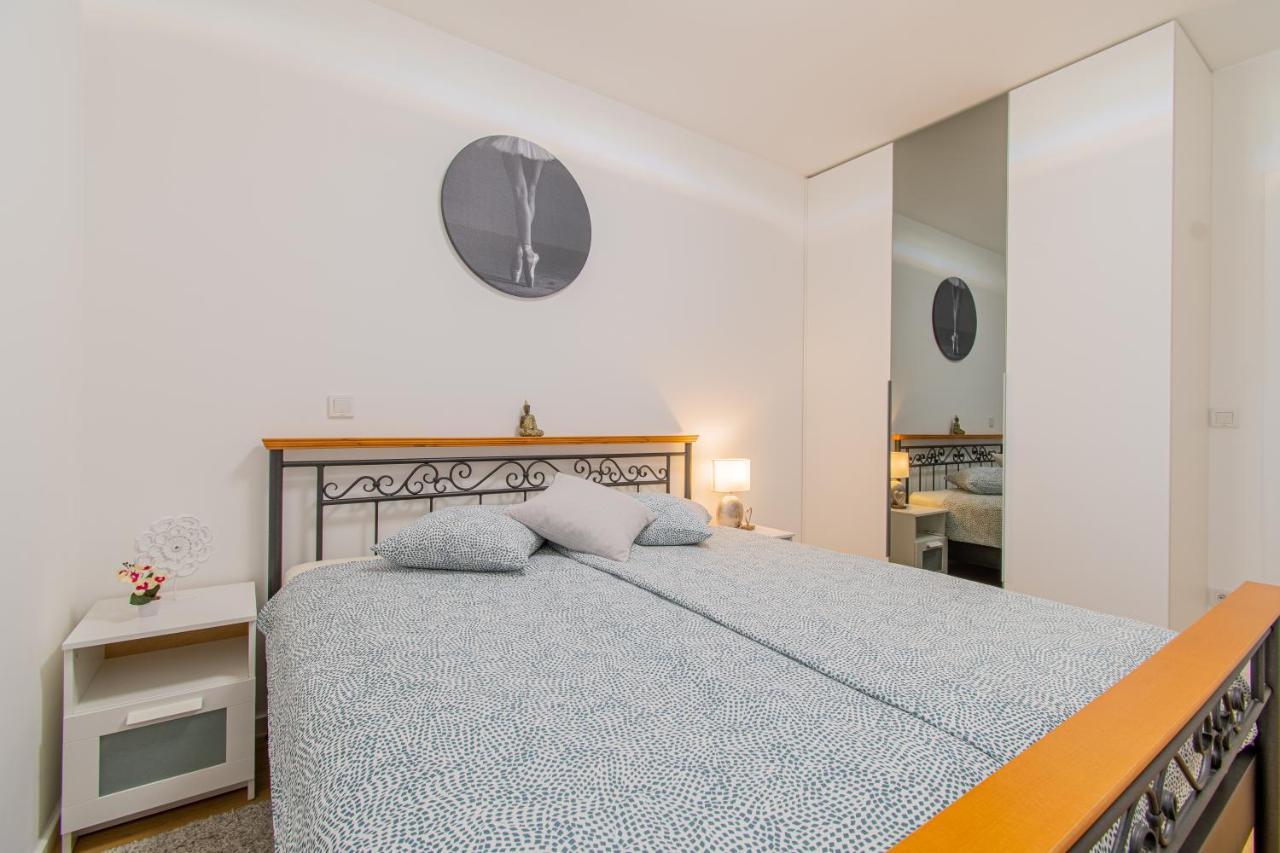 Apartment Flexible Selfcheckins 42 - - Luxury - Garage Parking - Loggia - Brand New